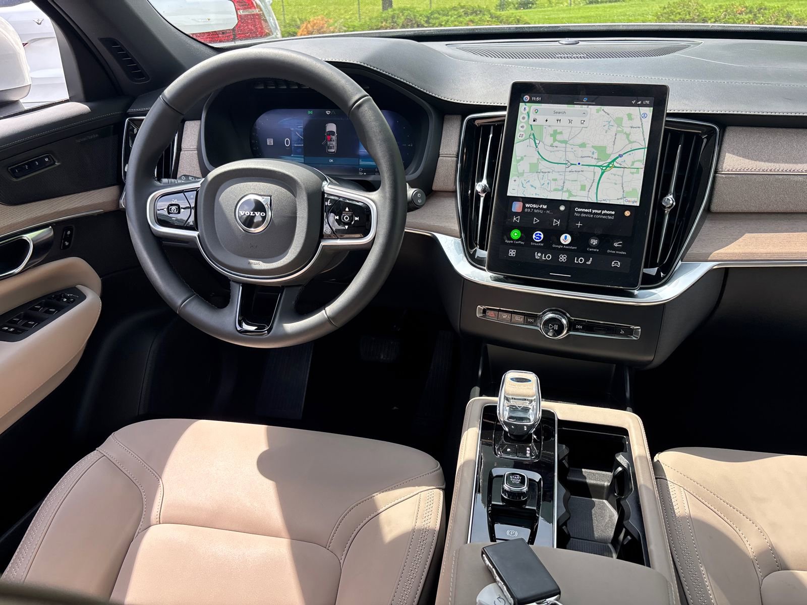 Used 2026 Volvo XC90 T8 Plus w/ Protection Package Premier AWD/4WD image 28