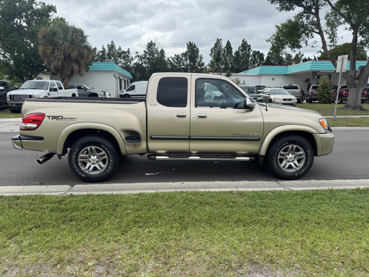 Used 2003 Toyota Tundra SR5 RWD image 5