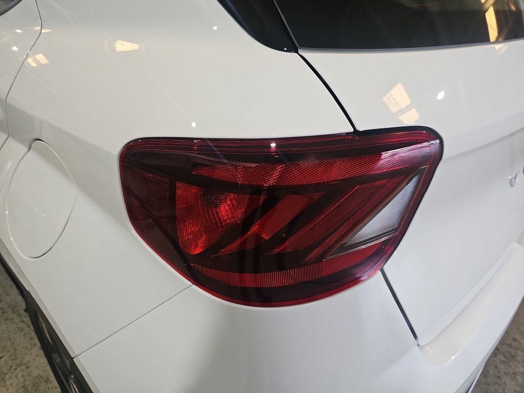 New 2026 Hyundai Venue SEL FWD image 32