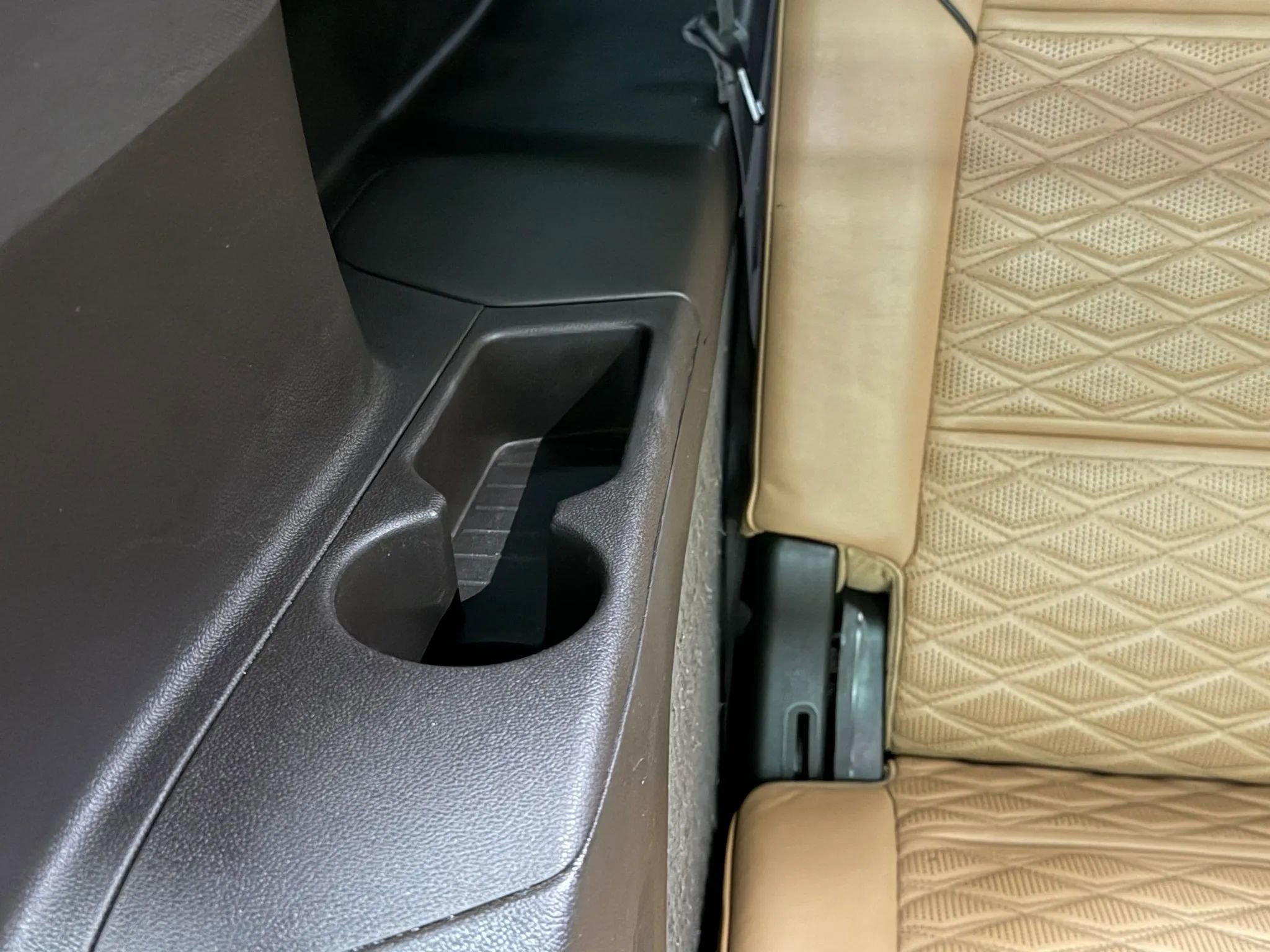 Used 2021 Cadillac Escalade ESV Sport AWD/4WD image 33