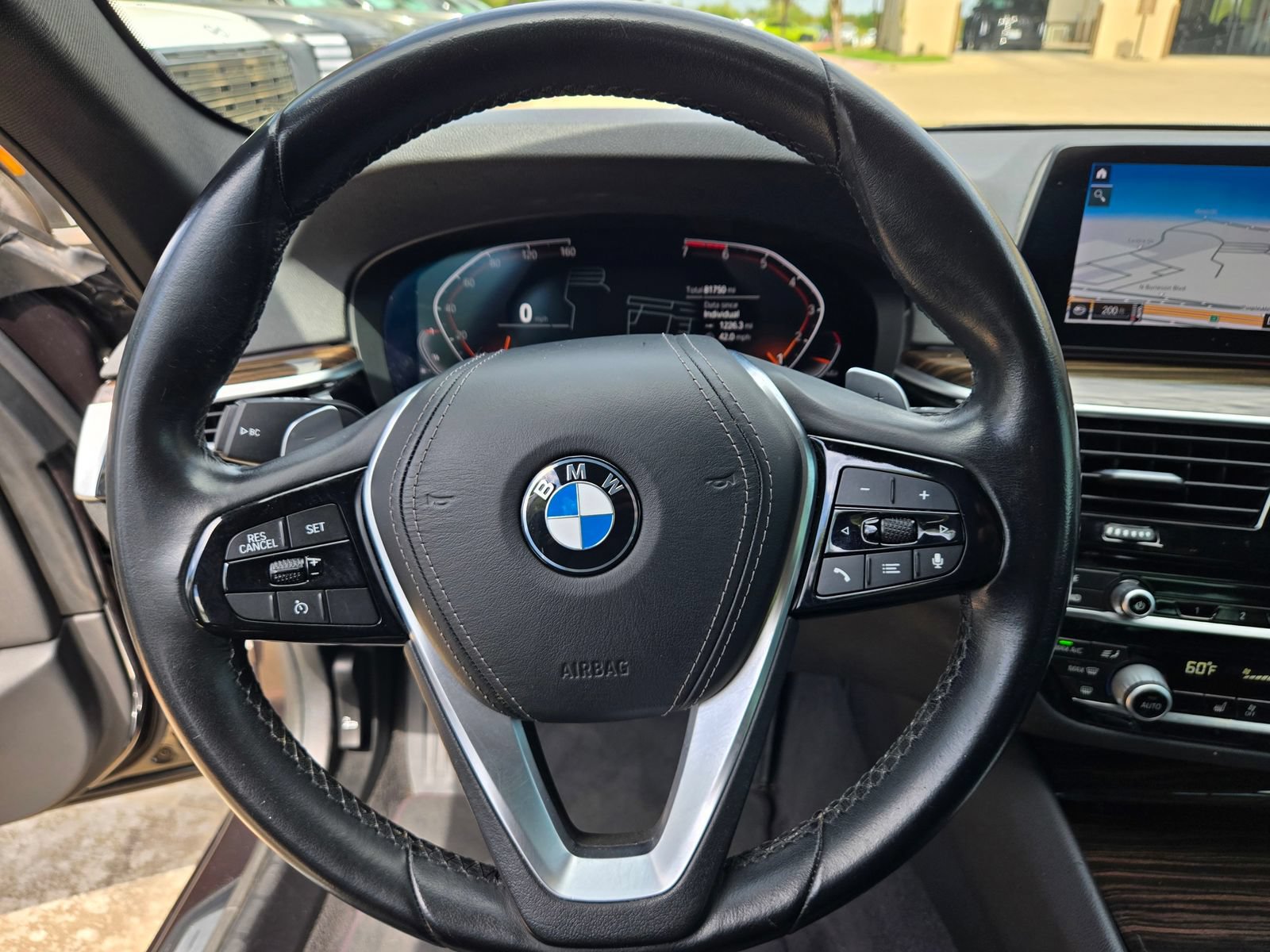 Used 2020 BMW 530i w/ Premium Package RWD image 11