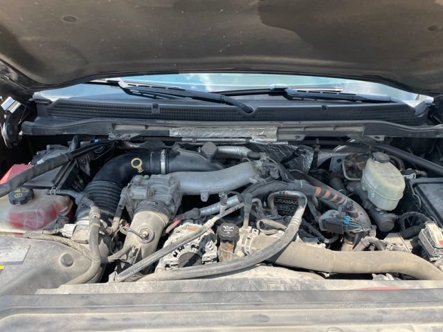 Used 2016 GMC Sierra 2500 Denali w/ Duramax Plus Package AWD/4WD image 17