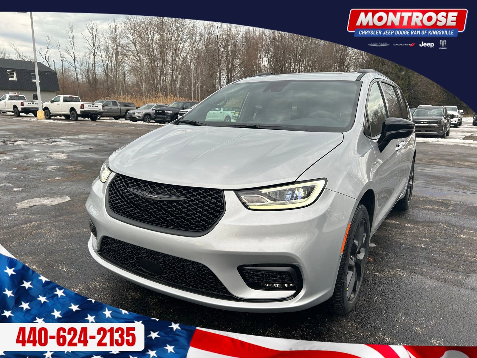 New 2026 Chrysler Pacifica Limited w/ Uconnect Theater Family Group AWD/4WD image 32