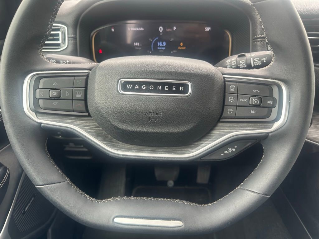 Used 2023 Jeep Wagoneer Series III w/ Preferred Equipment Group image 19