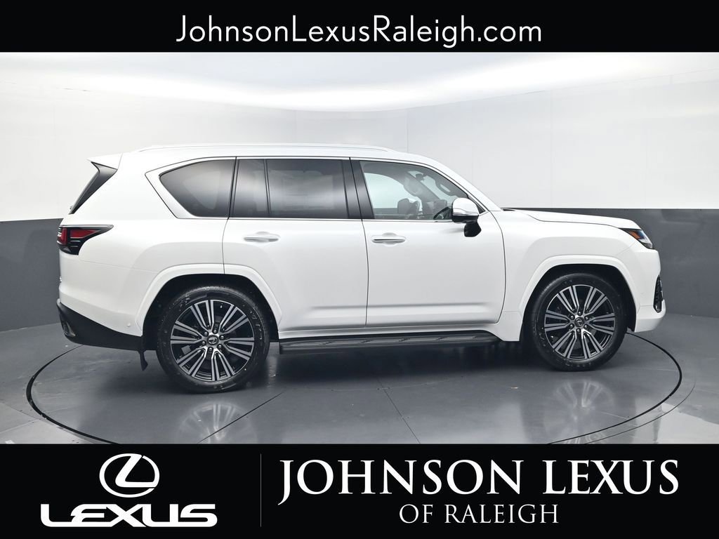 New 2026 Lexus LX 700h Luxury image 6