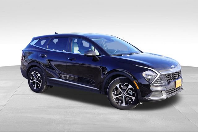 Used 2023 Kia Sportage EX image 2