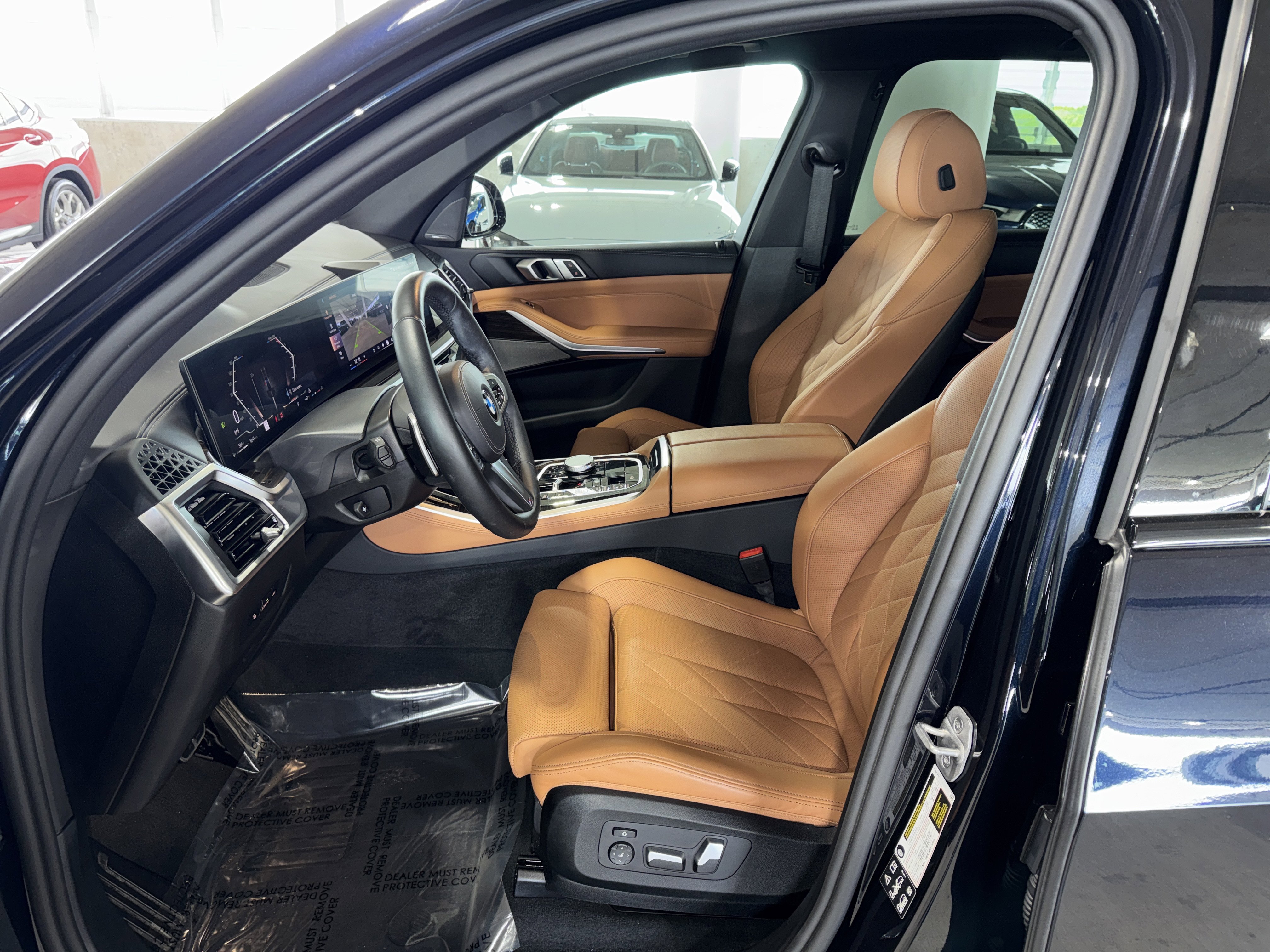 Used 2025 BMW X5 xDrive40i w/ M Sport Package image 19