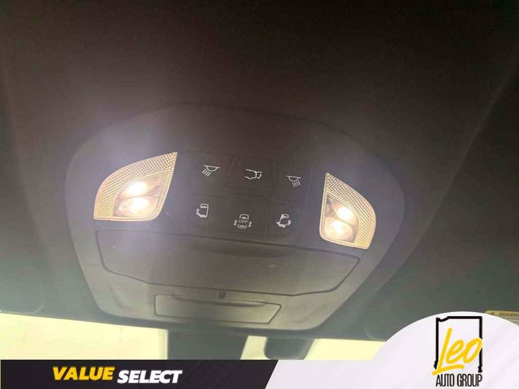 Used 2018 Chrysler Pacifica Touring Plus w/ S Appearance Package FWD image 19
