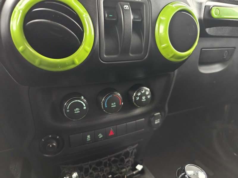 Used 2017 Jeep Wrangler Sport image 12