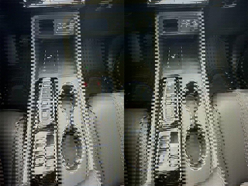 New 2025 Honda Pilot Touring image 22