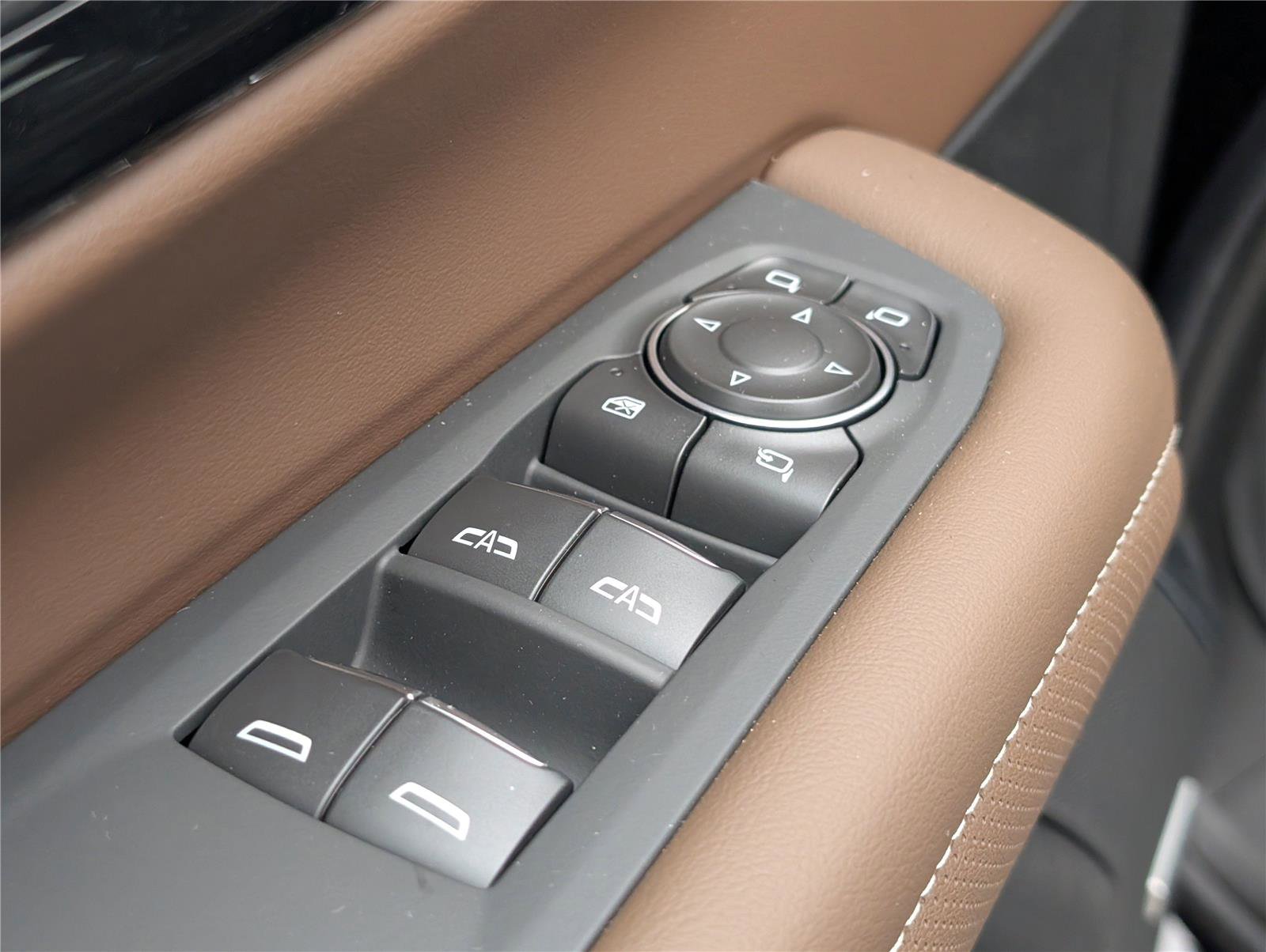 New 2026 Chevrolet Suburban High Country image 30