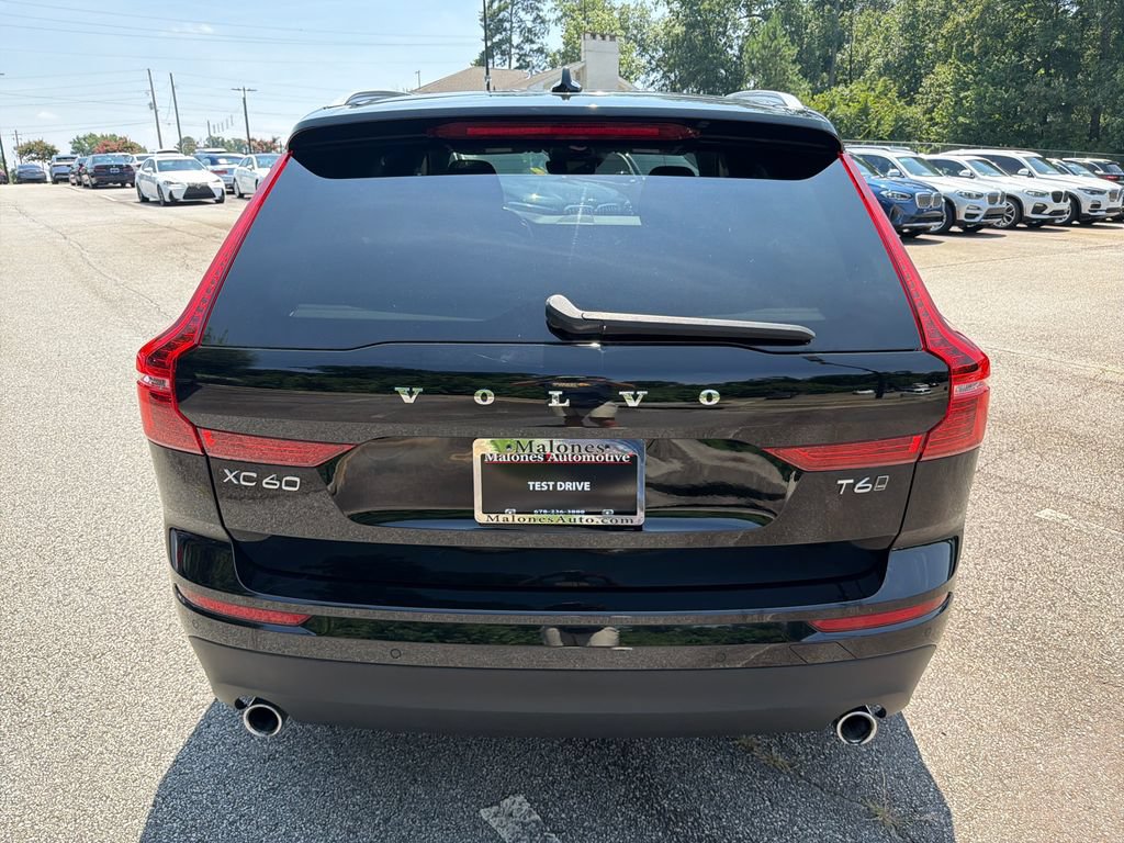Used 2020 Volvo XC60 T6 Momentum AWD/4WD image 6