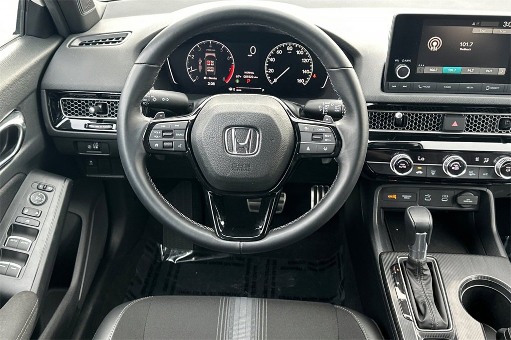 Used 2025 Honda Civic Sport image 13