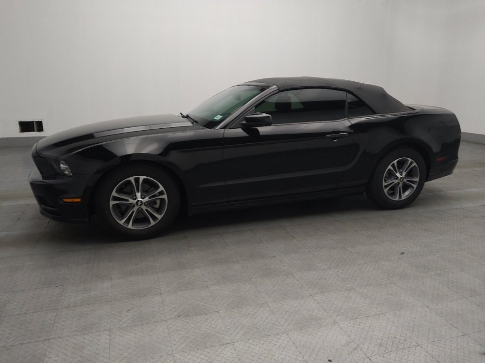 Used 2014 Ford Mustang Premium RWD image 2