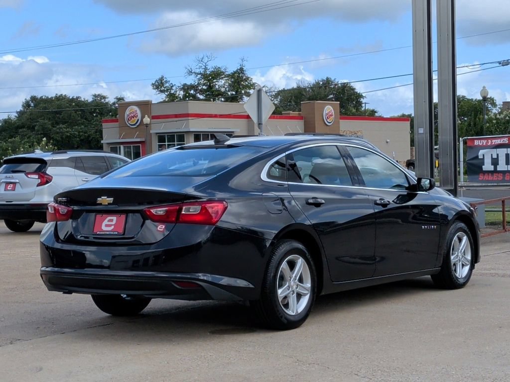 Used 2022 Chevrolet Malibu LS FWD image 8