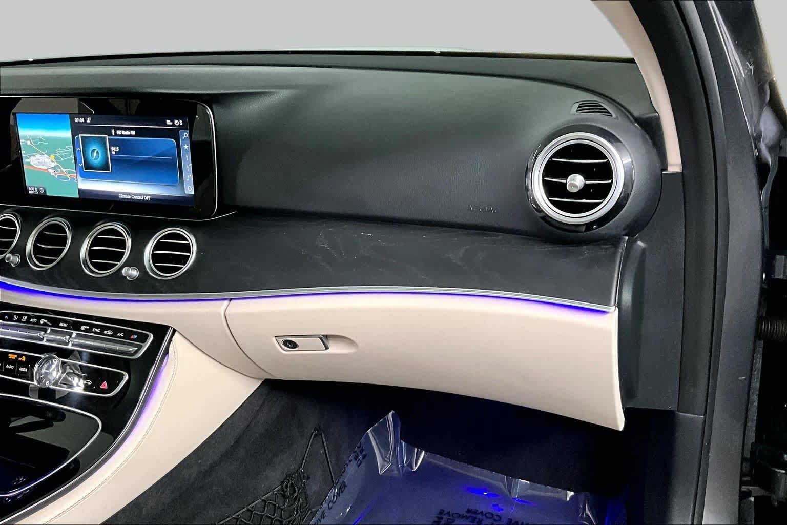 Certified 2017 Mercedes-Benz E 300 4MATIC image 19