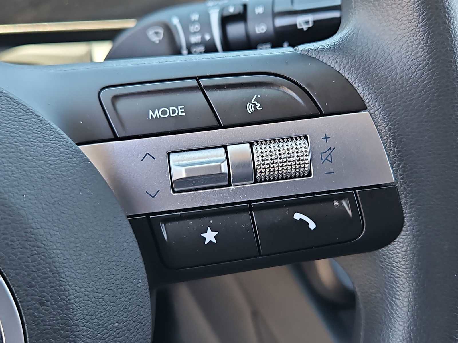 Certified 2026 Hyundai Tucson SE FWD image 23
