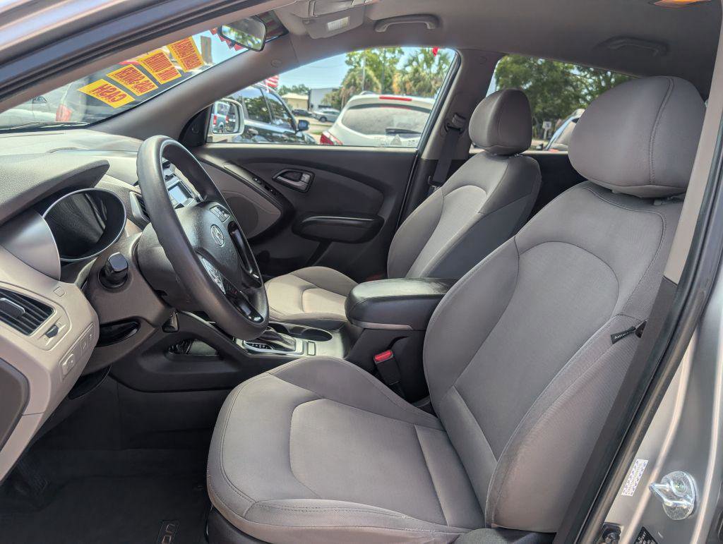 Used 2015 Hyundai Tucson GLS FWD image 9