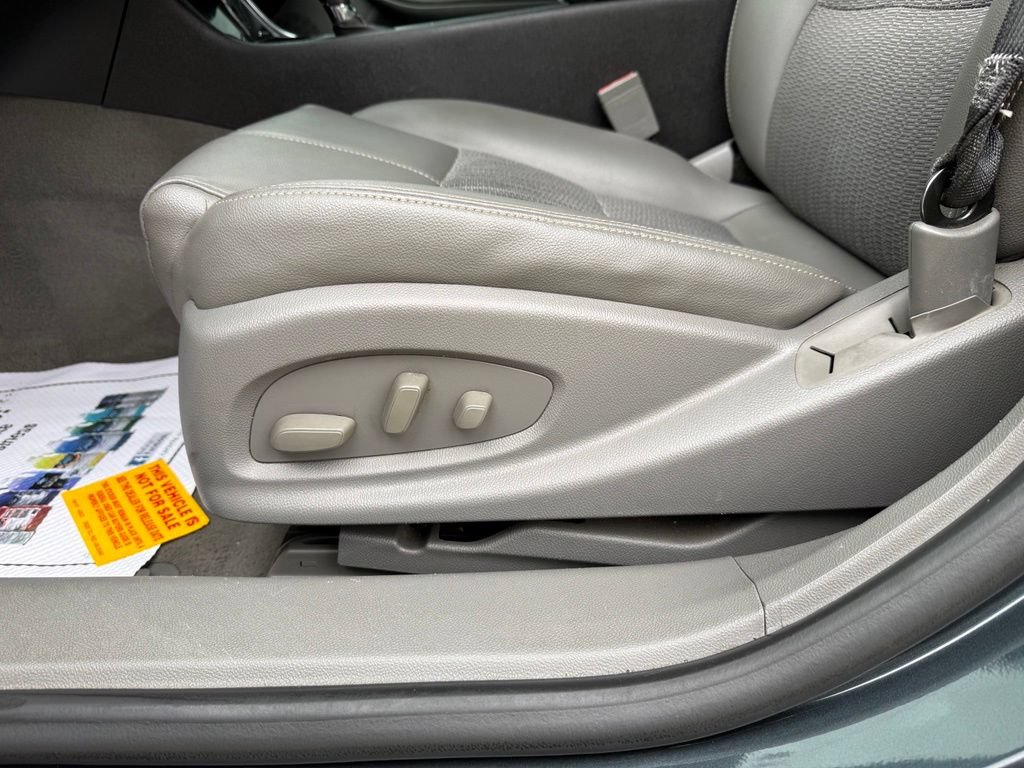 Used 2018 Chevrolet Impala LT FWD image 26