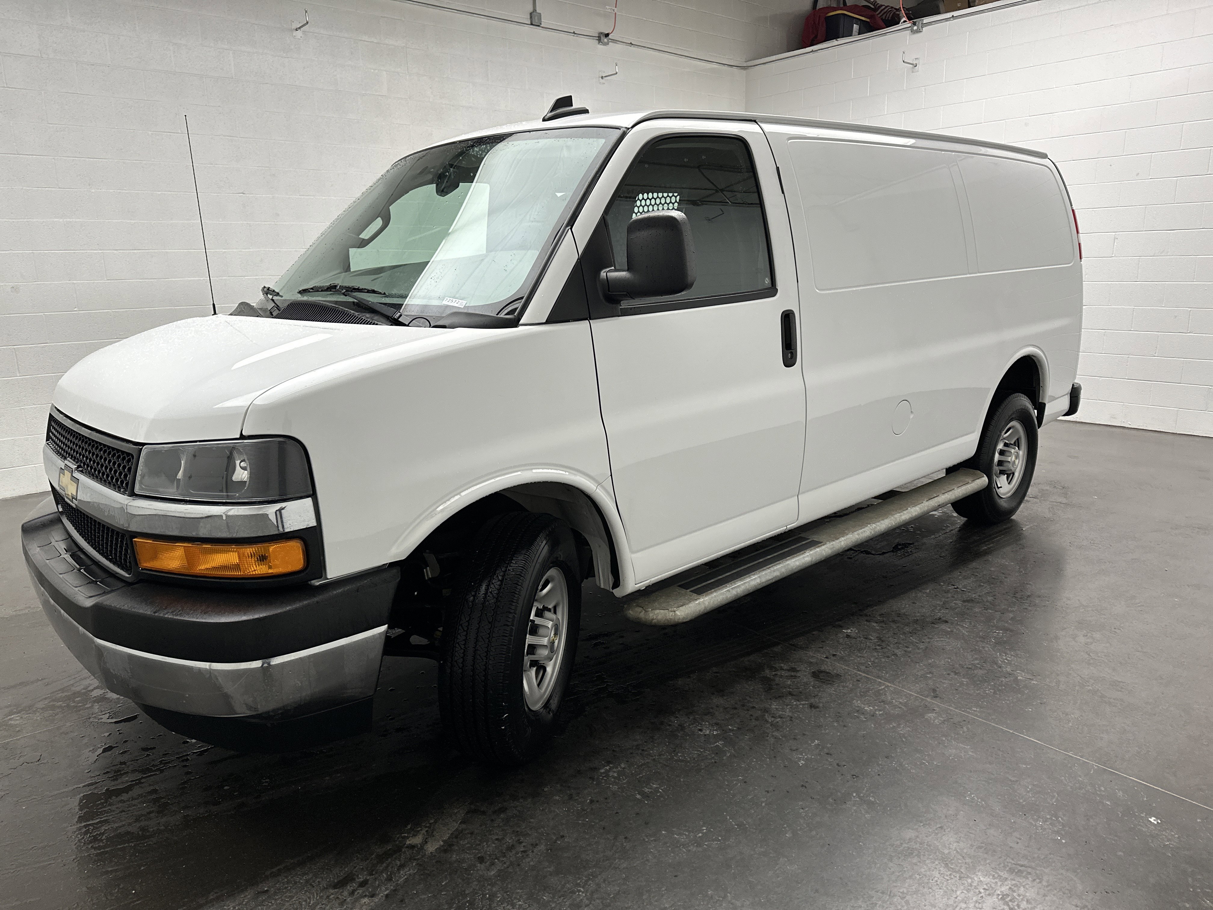 Used 2024 Chevrolet Express 2500 Work Van w/ Driver Convenience Package image 4