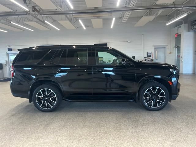 Used 2022 Chevrolet Tahoe RST w/ Luxury Package AWD/4WD image 4