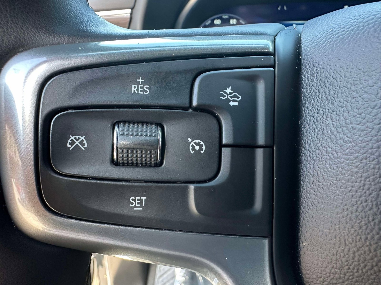 Certified 2024 Chevrolet Tahoe LT image 17