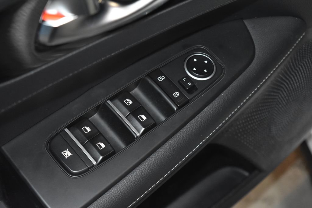 Used 2024 Kia Forte GT-Line w/ GT-Line Premium Package image 5