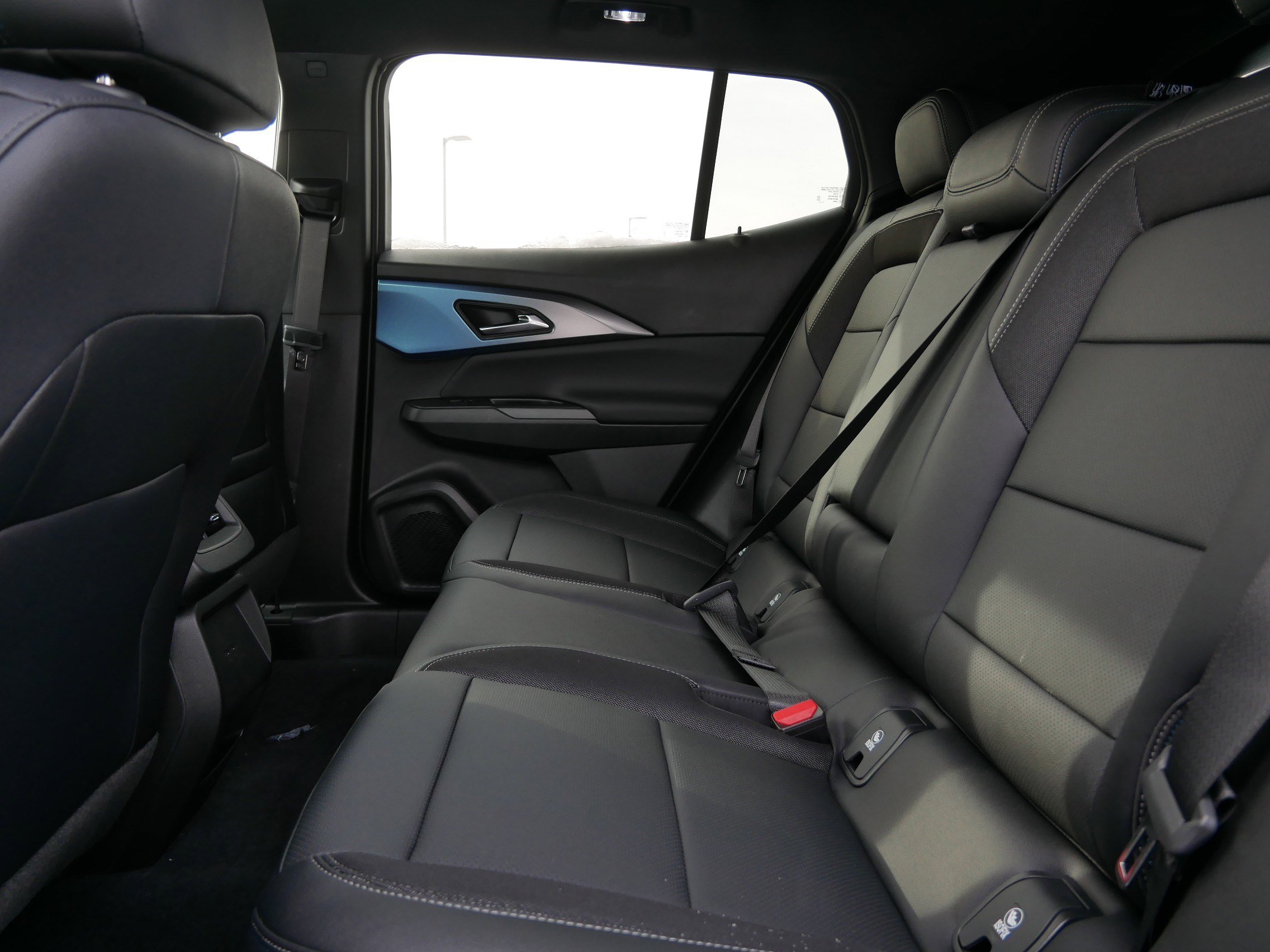 New 2026 Chevrolet Equinox EV LT image 5