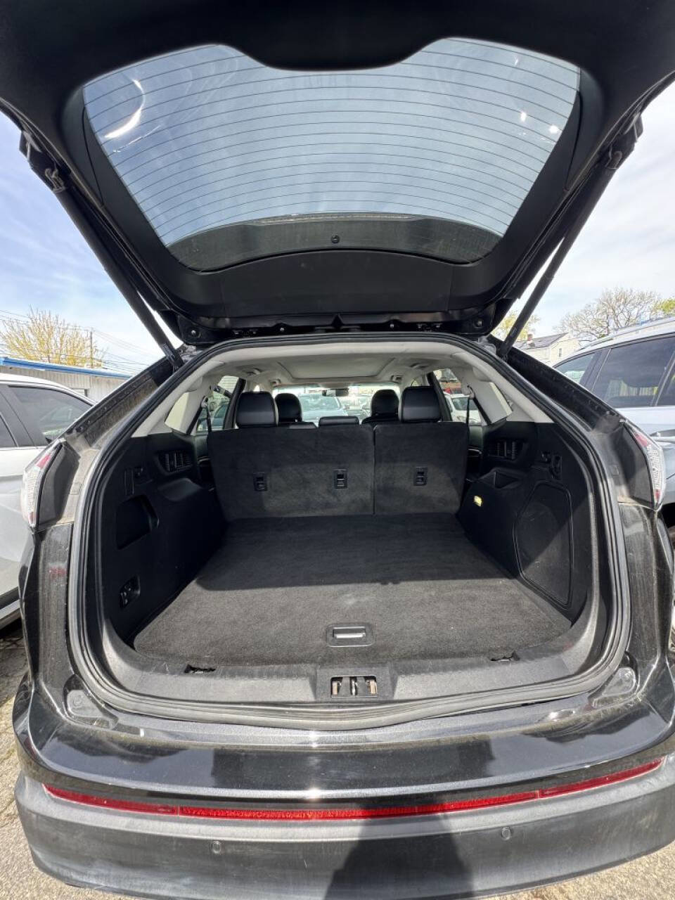 Used 2015 Ford Edge Titanium w/ Equipment Group 302A AWD/4WD image 19