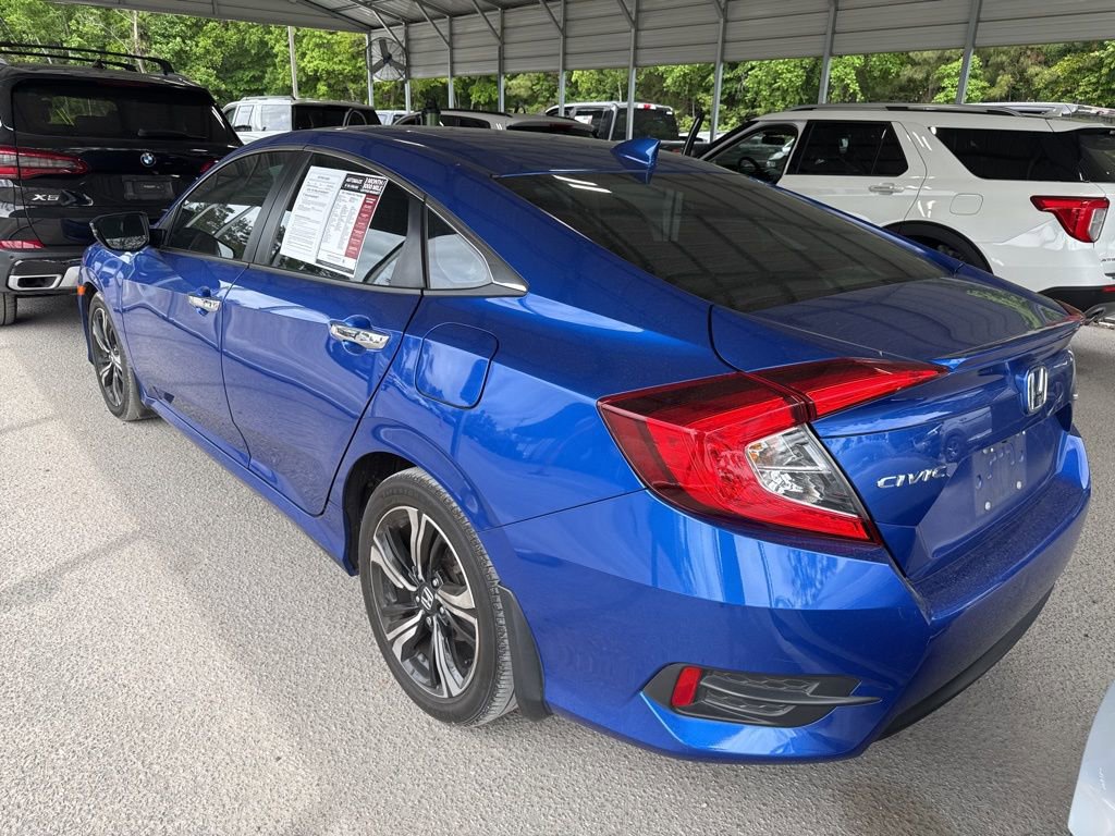 Used 2017 Honda Civic Touring image 4