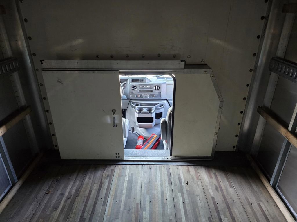 Used 2021 Ford E-450 and Econoline 450 Super Duty w/ Power Windows & Locks Group image 23