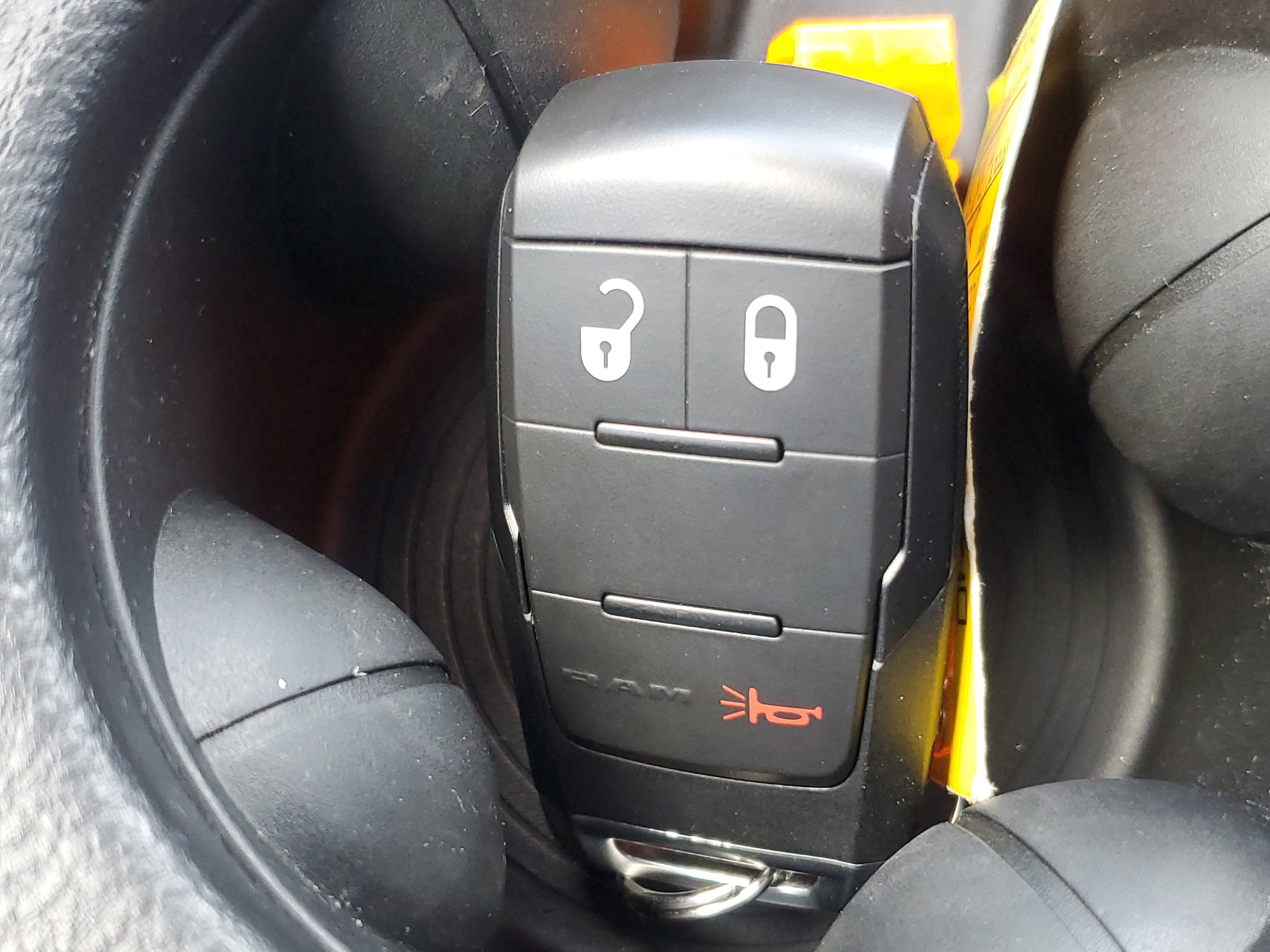 Used 2024 RAM 2500 Big Horn w/ Sport Appearance Package image 20