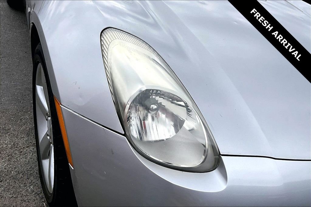 Used 2007 Pontiac Solstice Convertible image 25