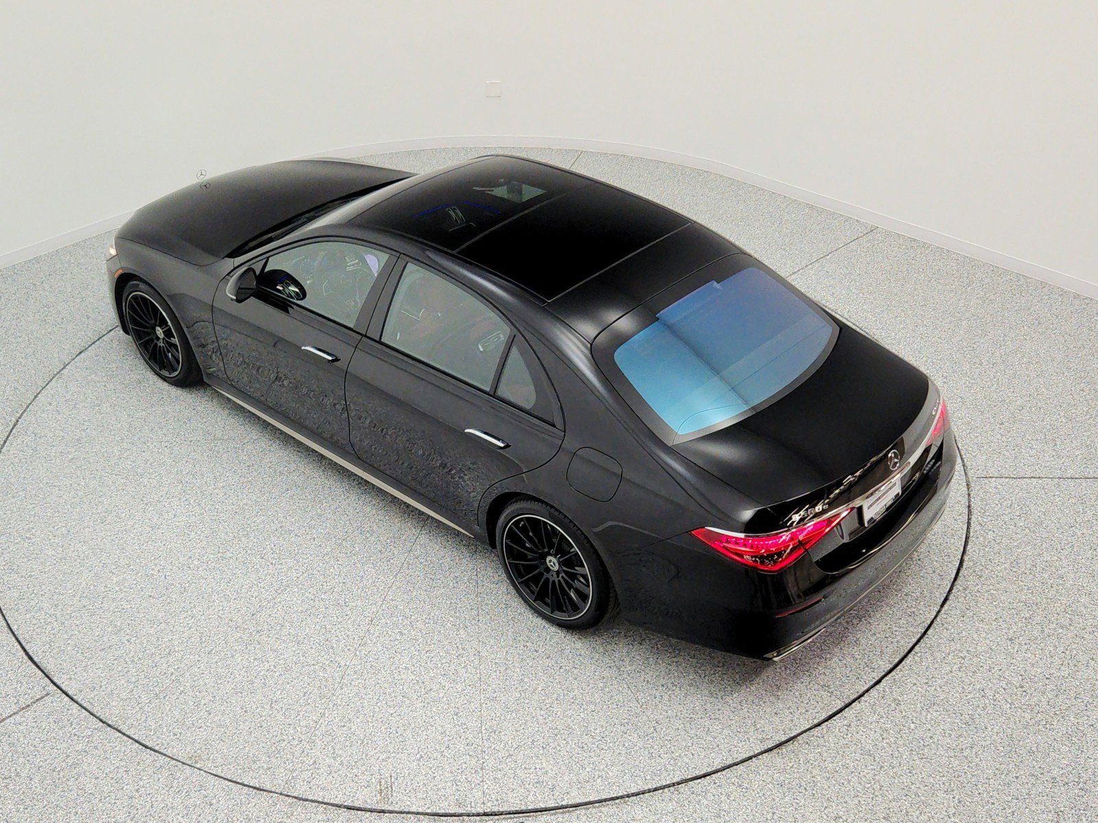 Certified 2024 Mercedes-Benz S 580e 4MATIC Sedan image 29