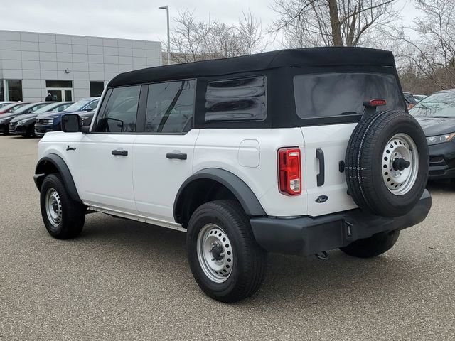 Used 2023 Ford Bronco Base image 3