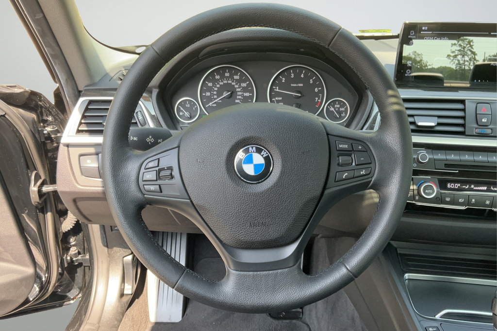 Used 2016 BMW 320i Sedan RWD image 22