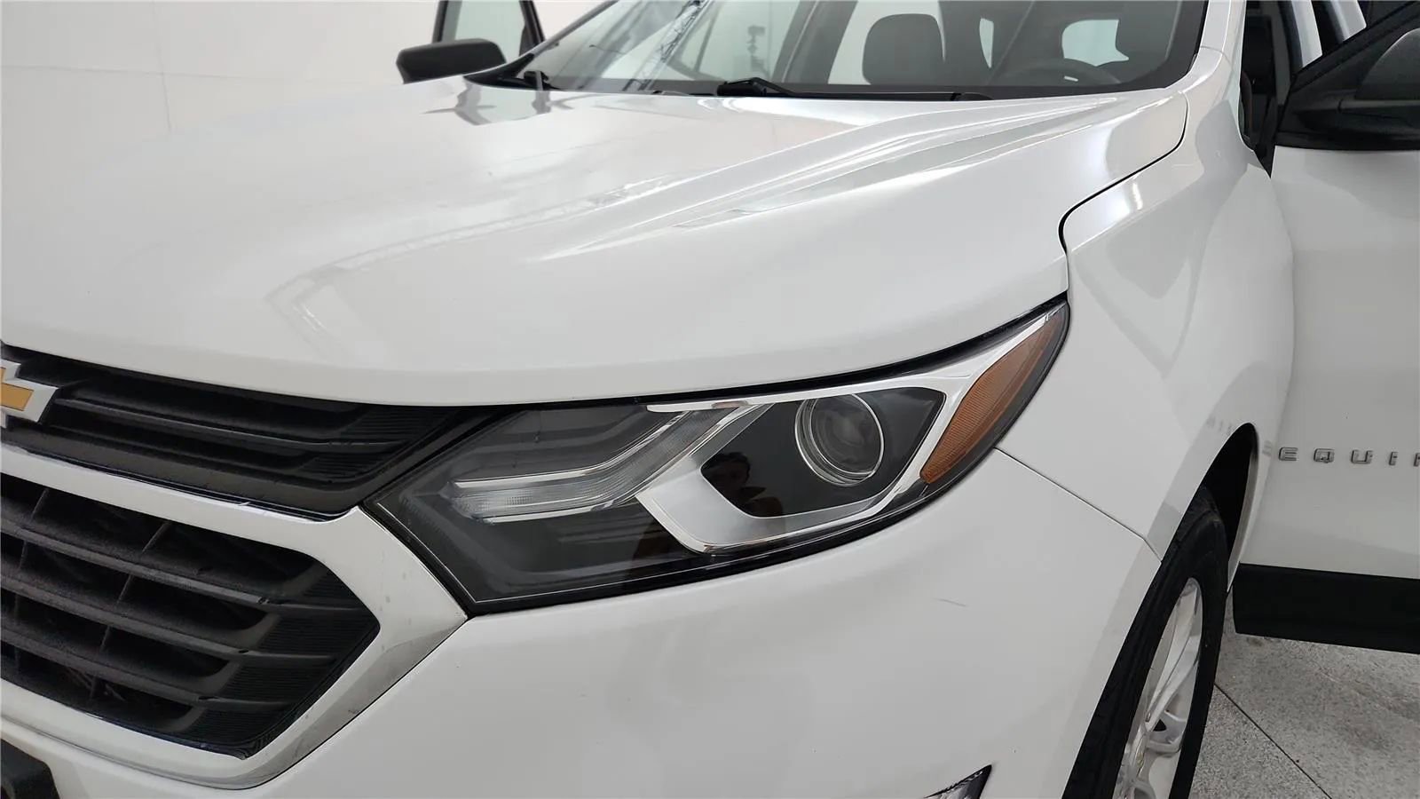 Used 2021 Chevrolet Equinox LS FWD image 26