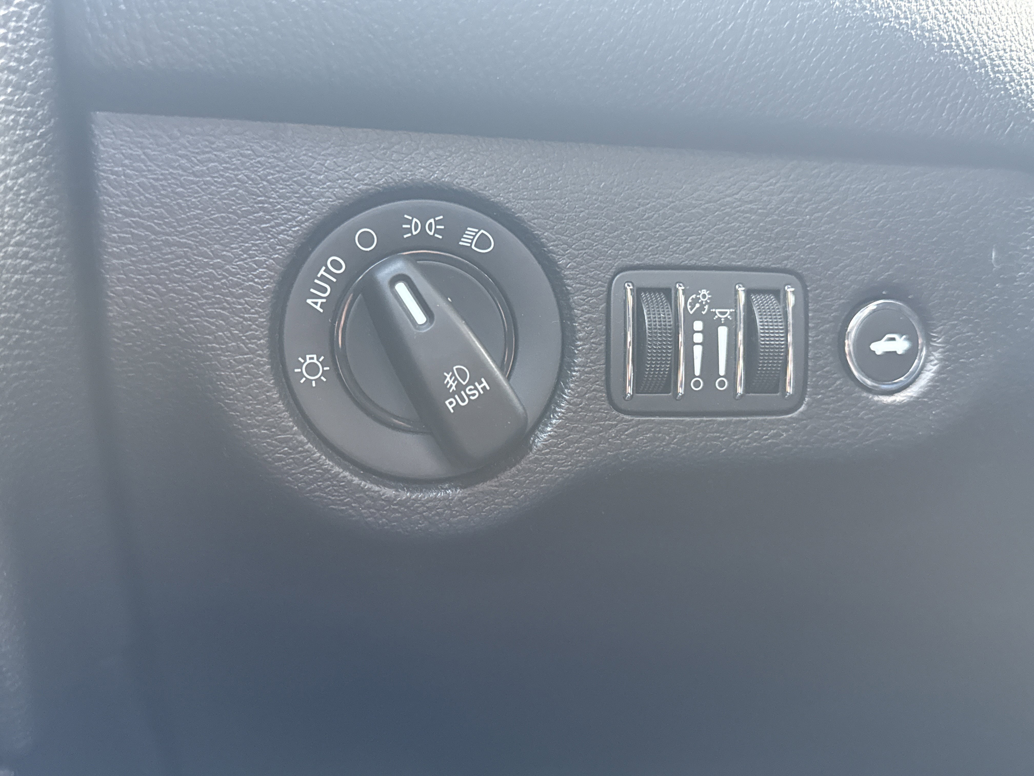 Used 2019 Dodge Challenger GT w/ Blacktop Package image 25