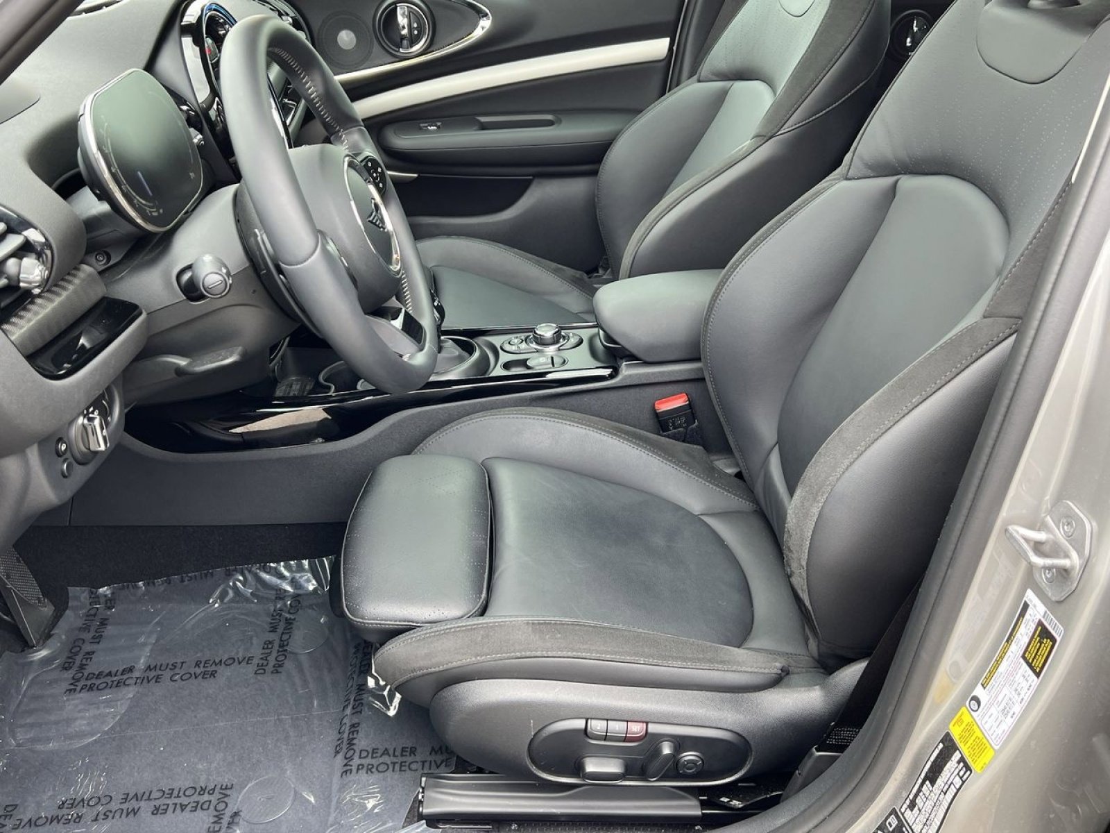 Certified 2024 MINI Cooper Clubman S image 10