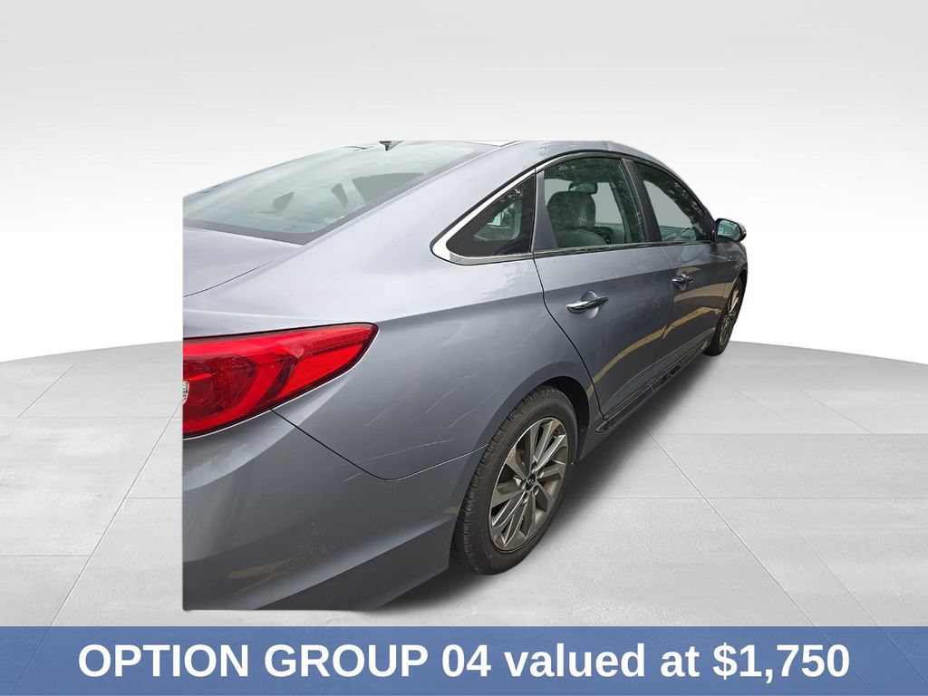 Used 2015 Hyundai Sonata Sport w/ Option Group 04 FWD image 3