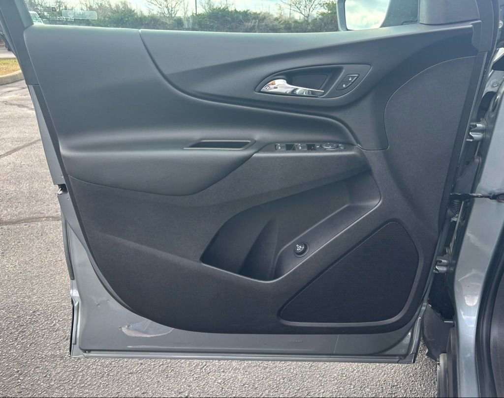 Used 2024 Chevrolet Equinox LT w/ LPO, Floor Liner Package image 12