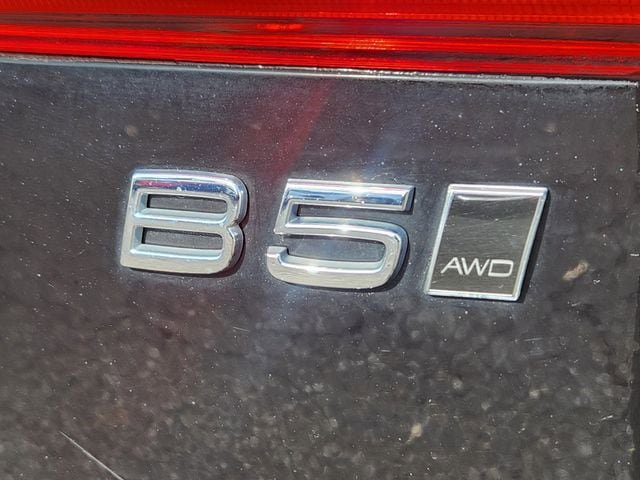 Certified 2022 Volvo XC60 B5 Momentum AWD/4WD image 18