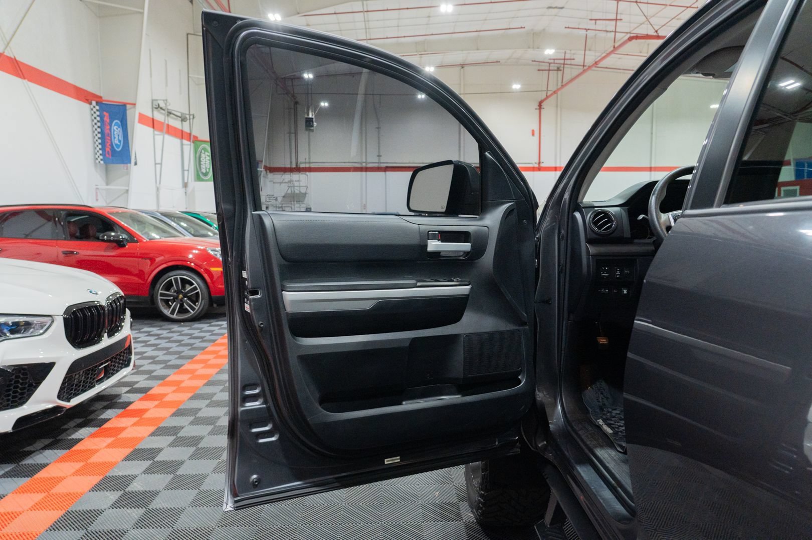 Used 2019 Toyota Tundra SR5 AWD/4WD image 19