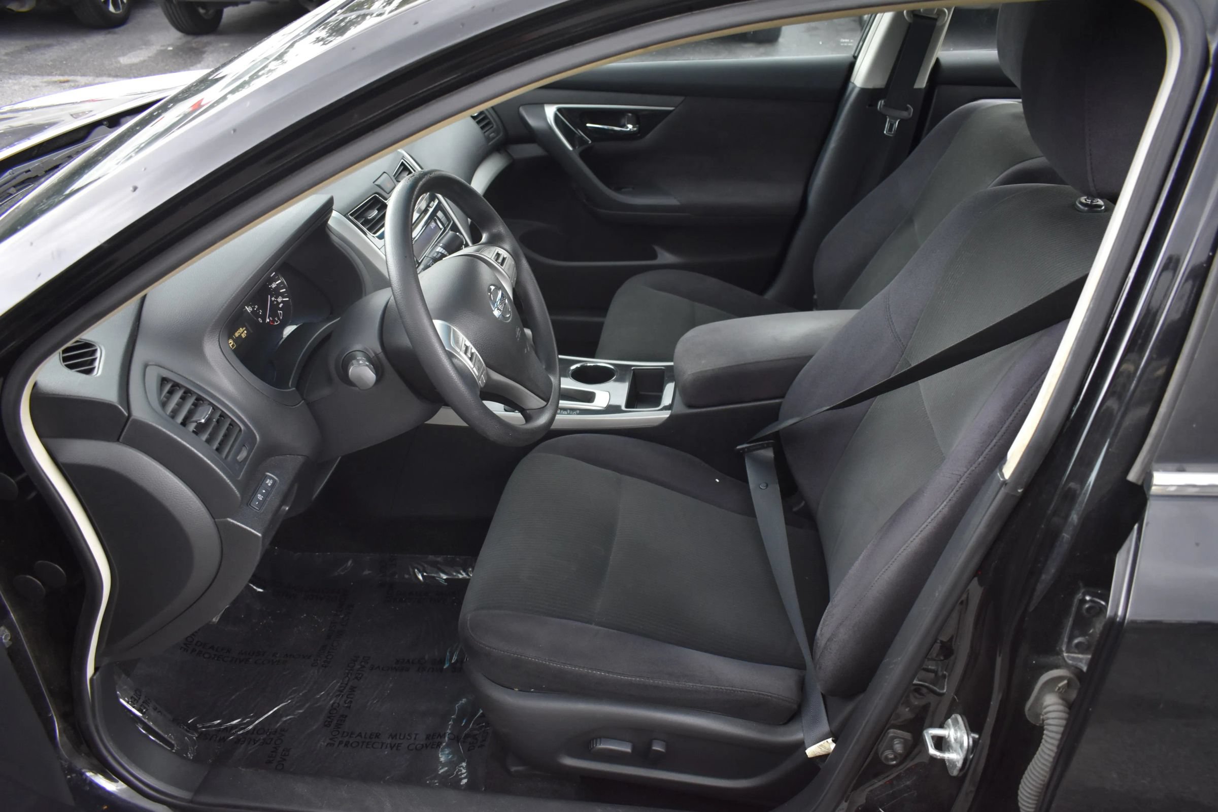 Used 2013 Nissan Altima 2.5 S FWD image 10