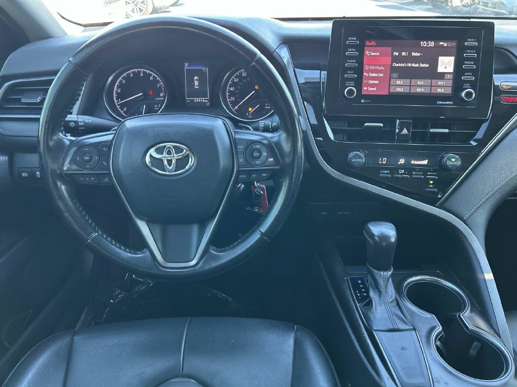 Used 2021 Toyota Camry SE FWD image 17