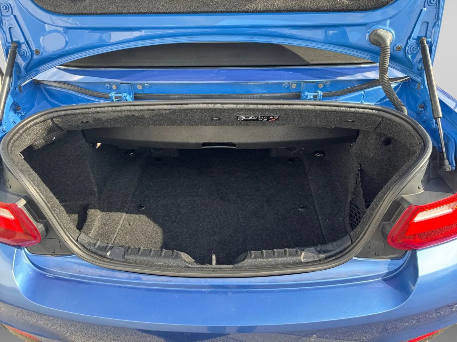 Used 2016 BMW M235i Convertible w/ Technology Package image 23