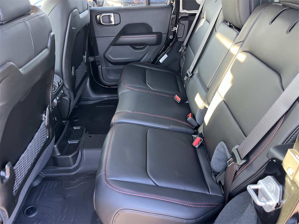 New 2025 Jeep Wrangler Unlimited Rubicon image 14