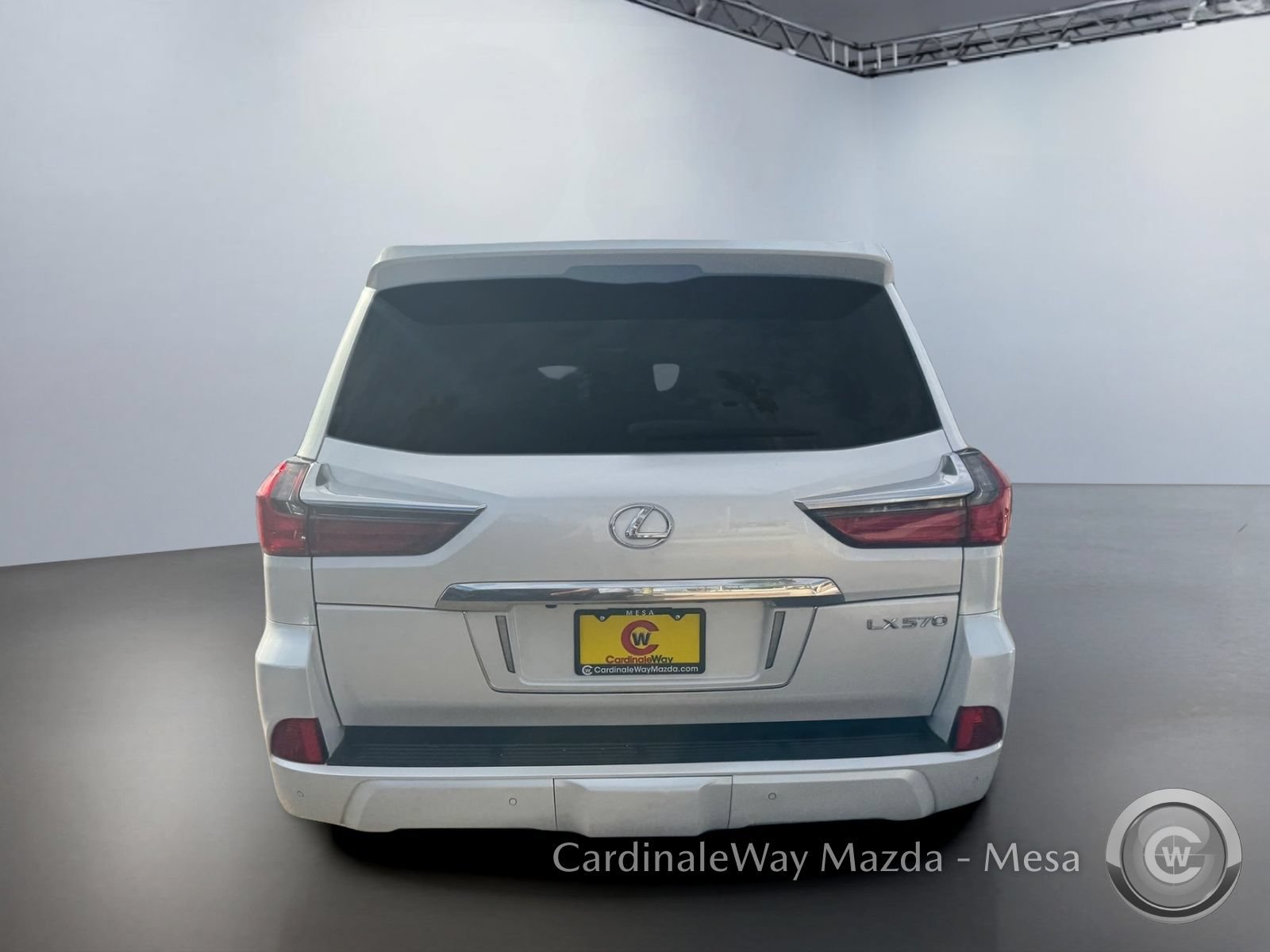 Used 2021 Lexus LX 570 4WD w/ Luxury Package image 5