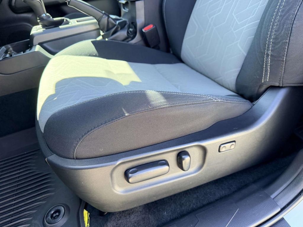 Certified 2023 Toyota Tacoma TRD Off-Road image 19
