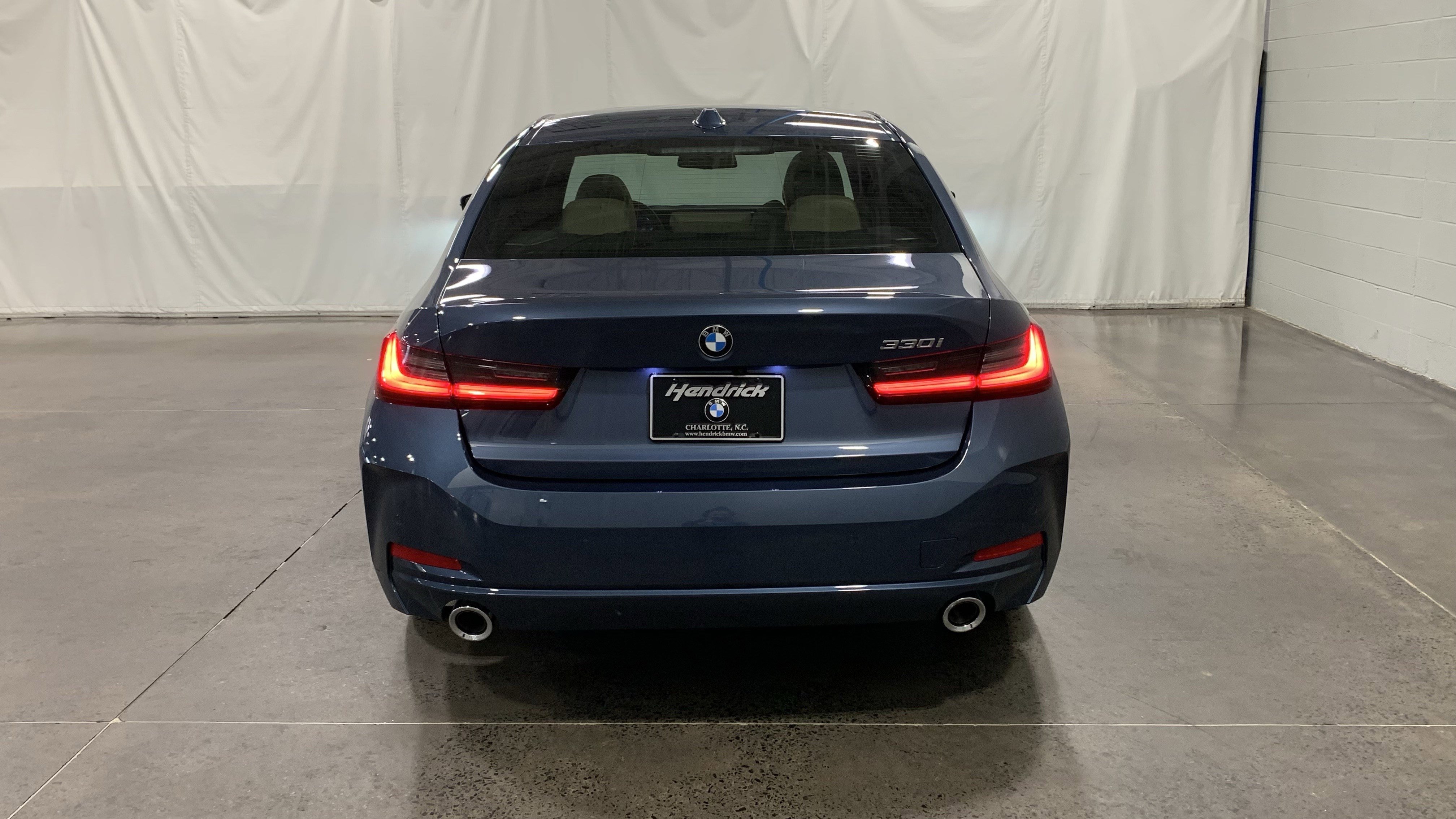 Used 2026 BMW 330i Sedan w/ Premium Package image 7